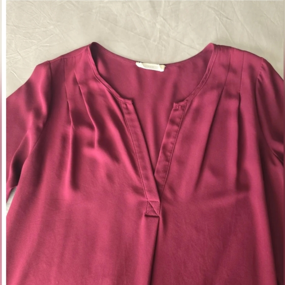 LUSH V-Neck 3/4 Sleeve Blouse, Size S - Picture 2 of 6